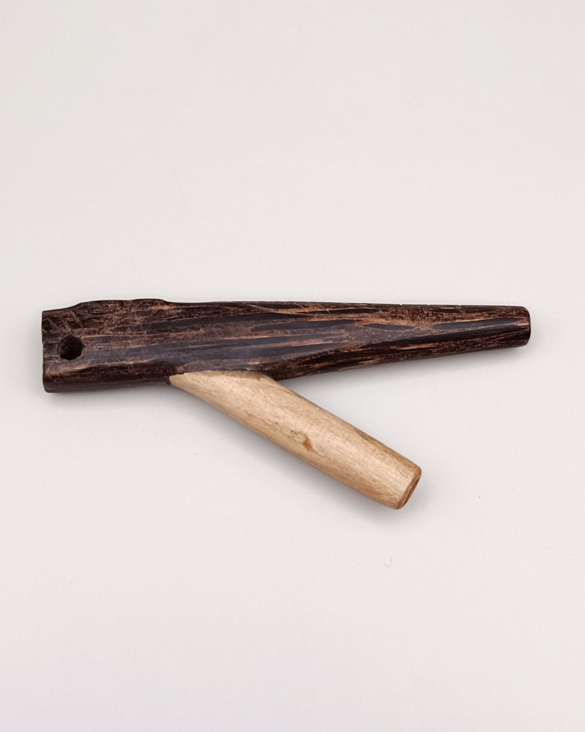 Kuripe Jaguar - madera de Chontaduro y Palo Santo